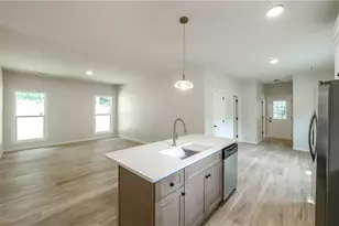 530 Tree Ridge, Carrollton, GA 30116 - Photo 3