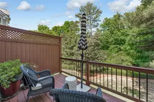 906 Dumaine Trce, Sandy Springs, GA 30328 - Photo 17