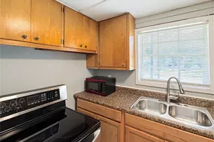 1665 Loch Lomond Trail SW, Atlanta, GA 30331 - Photo 21