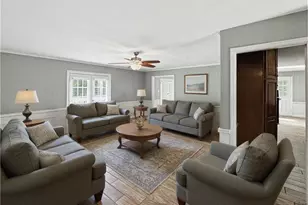1665 Loch Lomond Trail SW, Atlanta, GA 30331 - Photo 5