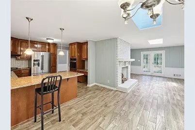 1665 Loch Lomond Trail SW, Atlanta, GA 30331 - Photo 9