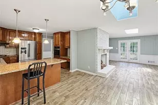 1665 Loch Lomond Trail SW, Atlanta, GA 30331 - Photo 9