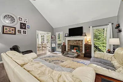 535 Brooksdale Drive, Woodstock, GA 30189 - Photo 5