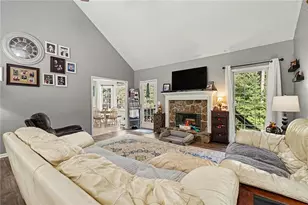 535 Brooksdale Dr, Woodstock, GA 30189 - Photo 5