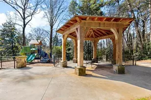 2272 Armand Rd NE, Atlanta, GA 30324 - Photo 29