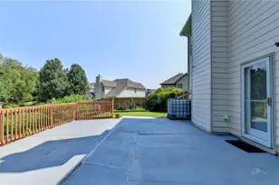 220 Nichols Dr, Suwanee, GA 30024 - Photo 61