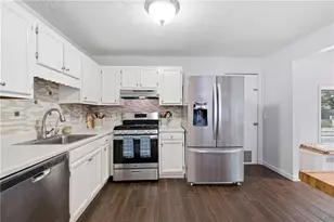 1816 Cres Hill Dr NW, Acworth, GA 30102 - Photo 15