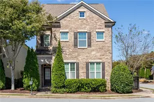 7875 Crown Point Dr, Alpharetta, GA 30005 - Photo 1