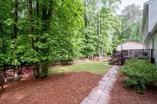 9470 Hillside Dr, Roswell, GA 30076 - Photo 35