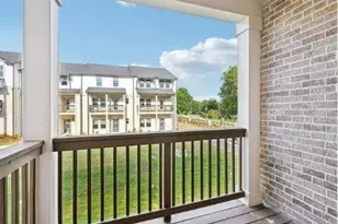 411 Elise Wy, Lawrenceville, GA 30045 - Photo 15