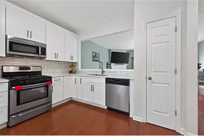 1717 NW Stanwood Drive NW, Kennesaw, GA 30152 - Photo 9