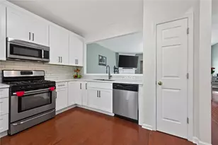 1717 NW Stanwood Dr NW, Kennesaw, GA 30152 - Photo 9