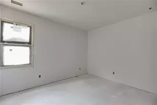 423 Lk Vis Dr, Statham, GA 30666 - Photo 25