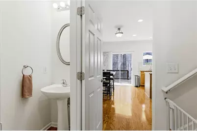 1524 Liberty Parkway NW, Atlanta, GA 30318 - Photo 9