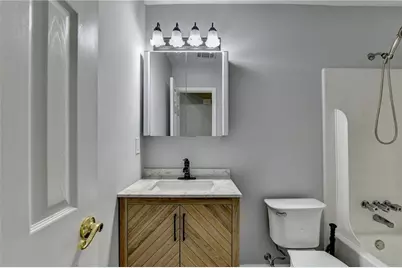 1122 Realm Lane, Lawrenceville, GA 30044 - Photo 31