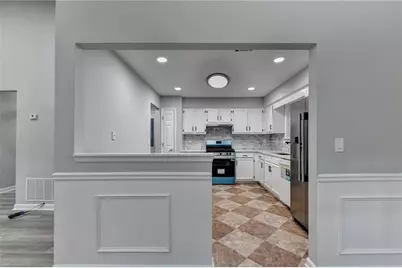 1122 Realm Lane, Lawrenceville, GA 30044 - Photo 19