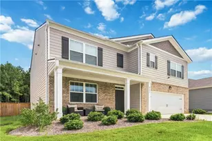 8293 Bluewater Dr, Fairburn, GA 30213 - Photo 3