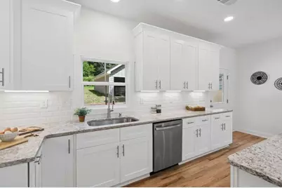 544 Westmeath Drive SW, Atlanta, GA 30310 - Photo 13