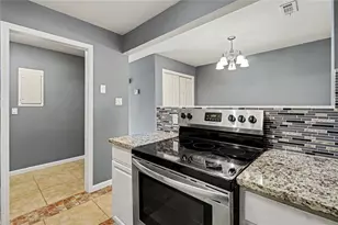 722 Longleaf Dr, Lawrenceville, GA 30046 - Photo 7
