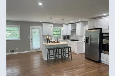 2329 Elmwood Circle SE, Atlanta, GA 30339 - Photo 3