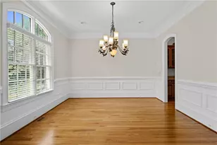 3880 Stratford Walk Circle NE, Atlanta, GA 30342 - Photo 5