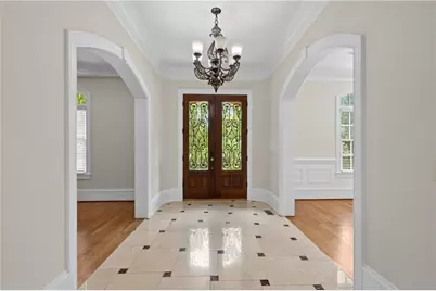 3880 Stratford Walk Circle NE, Atlanta, GA 30342 - Photo 3