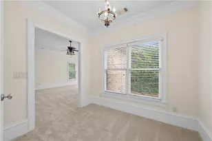3880 Stratford Walk Circle NE, Atlanta, GA 30342 - Photo 31