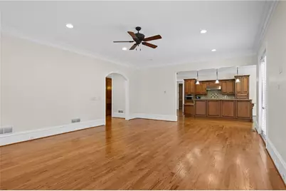 3880 Stratford Walk Circle NE, Atlanta, GA 30342 - Photo 11