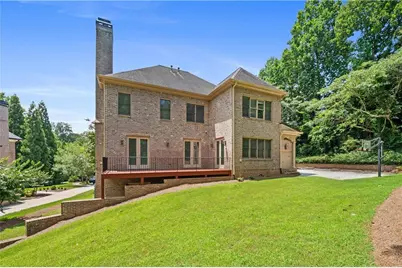3880 Stratford Walk Circle NE, Atlanta, GA 30342 - Photo 51