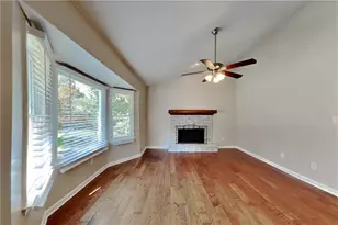 101 Chantilly Ln, Lawrenceville, GA 30043 - Photo 3