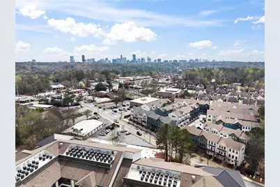 144 Chestnut Circle, Atlanta, GA 30342 - Photo 3
