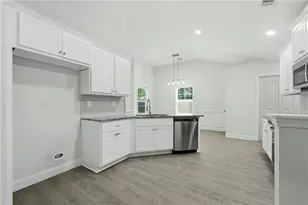 95 Savoy Park Dr, Covington, GA 30014 - Photo 11