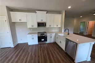 372 Flemister Cir, Dallas, GA 30157 - Photo 9