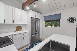 2455 Hawk Creek Trail, Cumming, GA 30041 - Photo 15