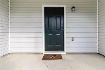 1672 Walters Park Ct, Loganville, GA 30052 - Photo 3