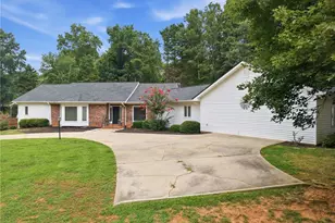 5235 Lanton Cir, Gainesville, GA 30504 - Photo 3