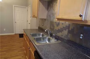 4507 Heritage Parkway SW, Atlanta, GA 30349 - Photo 7