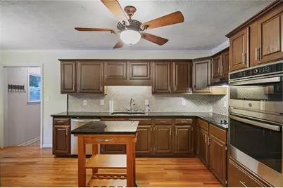 1677 Pinefield Way, Marietta, GA 30066 - Photo 11