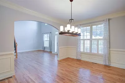 9025 Devonwood Court, Gainesville, GA 30506 - Photo 7