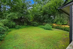 678 Commercial Ave NW, Atlanta, GA 30318 - Photo 7