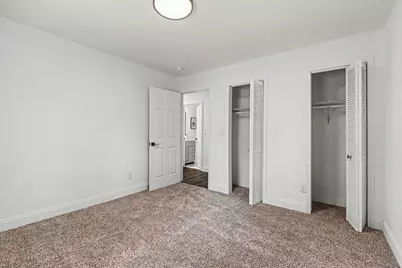 678 Commercial Avenue NW, Atlanta, GA 30318 - Photo 23