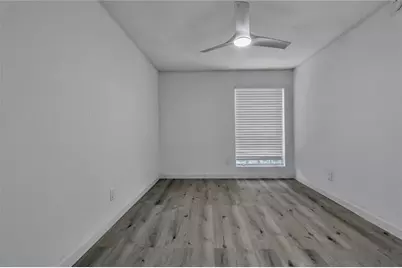 5641 Kingsport Drive #8, Atlanta, GA 30342 - Photo 19