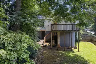 2727 Humphries St, East Point, GA 30344 - Photo 23