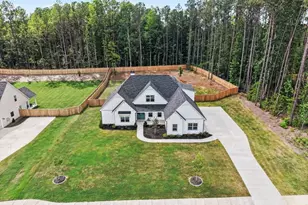 156 Belle Hall Dr, Newnan, GA 30263 - Photo 9