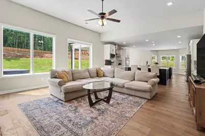 156 Belle Hall Drive, Newnan, GA 30263 - Photo 17