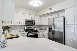 1035 McGill Park Ave NE, Atlanta, GA 30312 - Photo 9