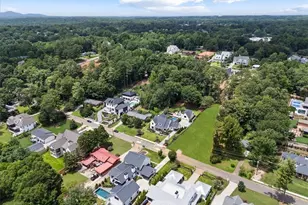 205 Thomas Cir, Roswell, GA 30075 - Photo 93