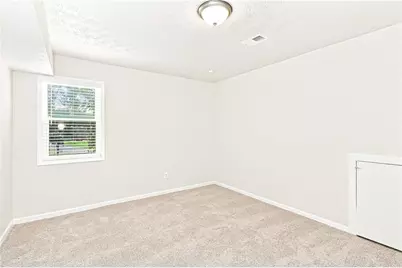 949 Falconcrest Drive, Lawrenceville, GA 30043 - Photo 11