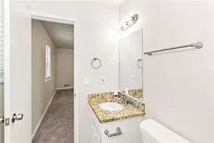 949 Falcon Crest Dr, Lawrenceville, GA 30043 - Photo 13