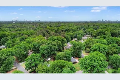 2700 Hawaii Court, Decatur, GA 30033 - Photo 31